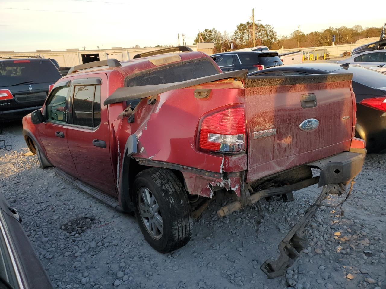 2007 Ford Explorer Sport Trac Xlt - Image 2
