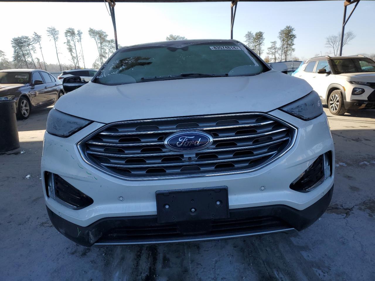 2019 Ford Edge Titanium - Image 5