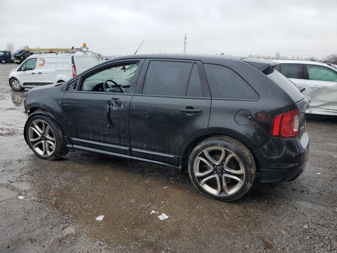 2013 Ford Edge Sport - Image 2