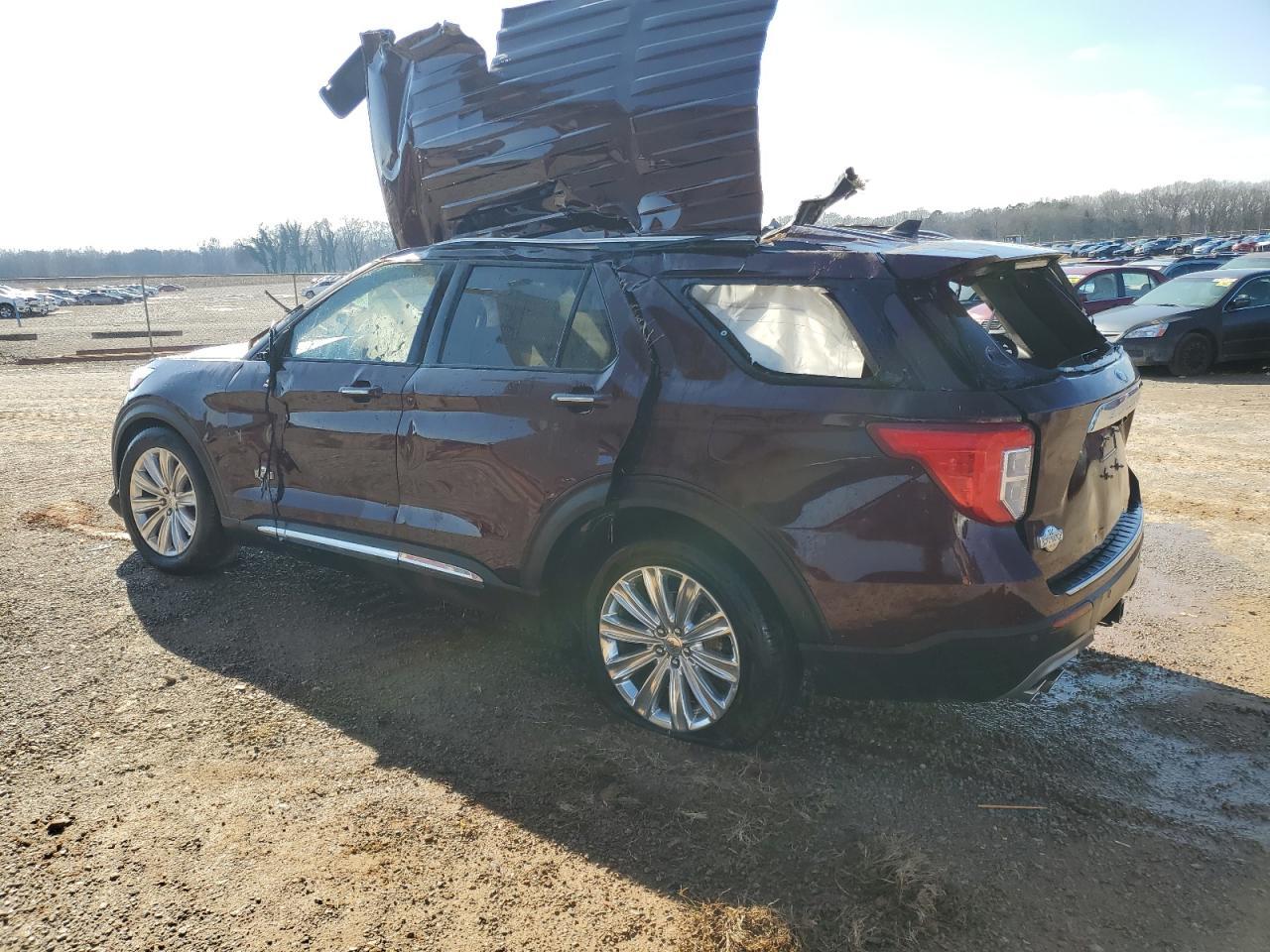 2022 Ford Explorer King Ranch - Фото 2
