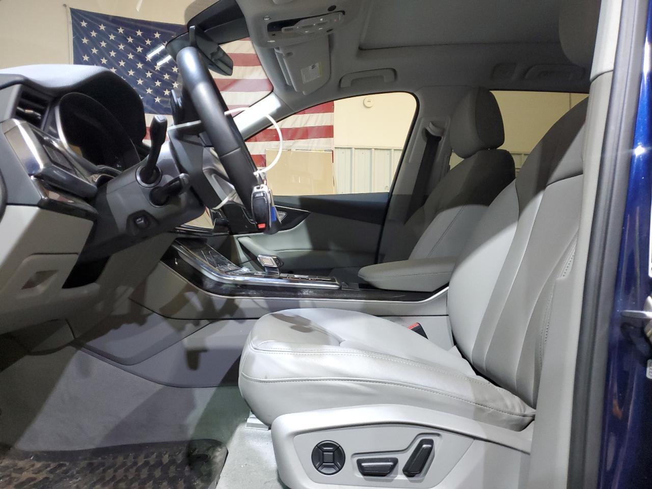 2022 Audi Q7 Premium Plus - Image 7