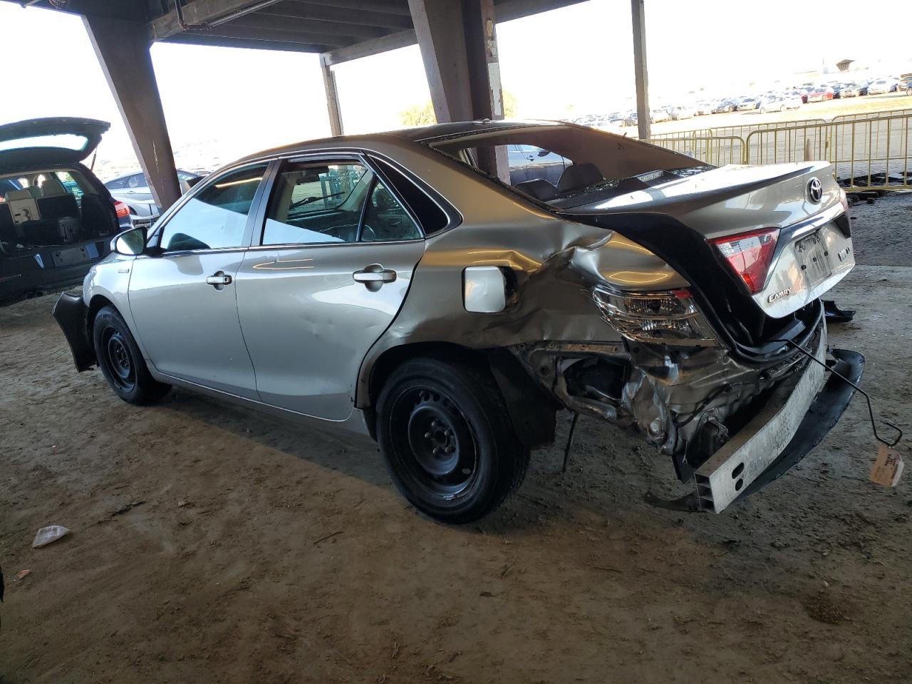 2017 Toyota Camry Hybrid - Image 2