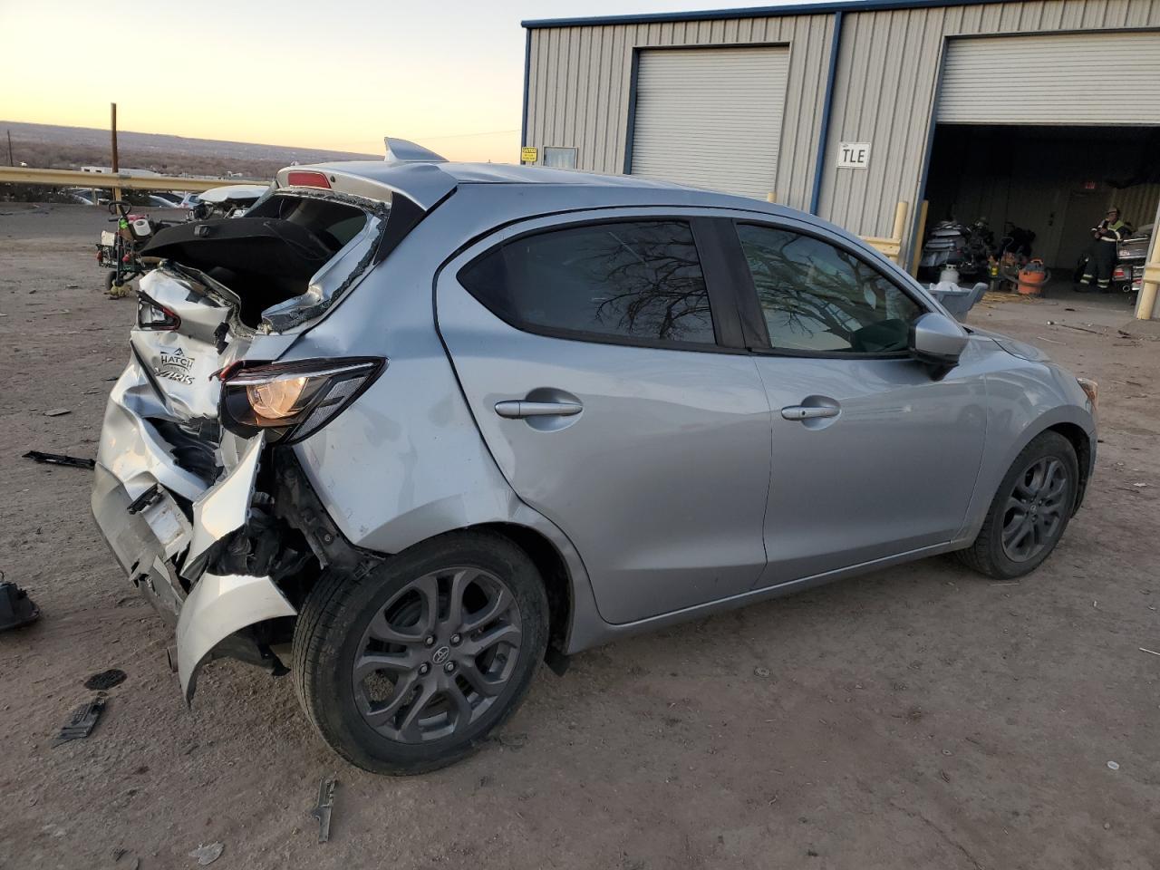 2020 Toyota Yaris Le - Фото 3