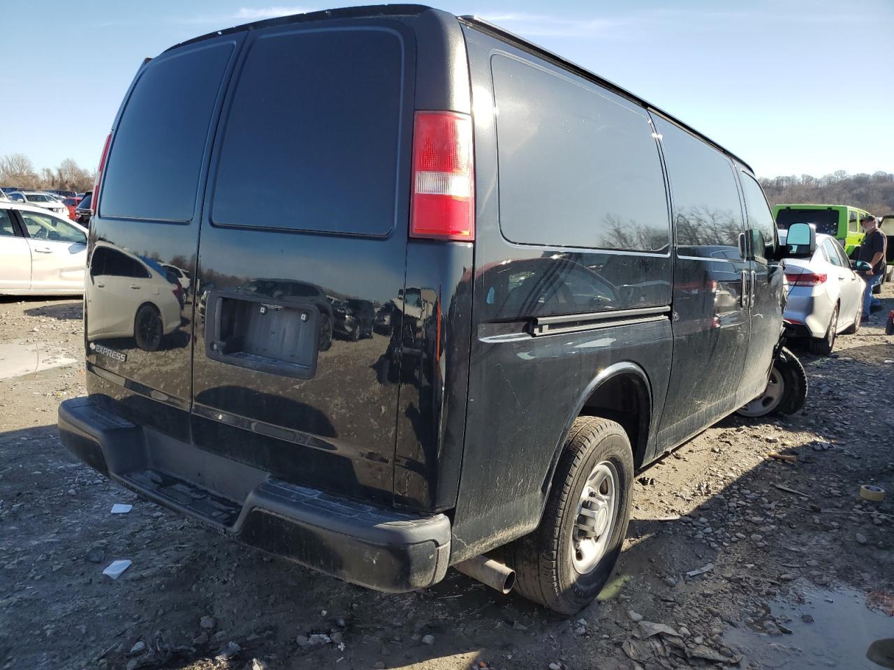 2017 Chevrolet Express G2500 - Image 3