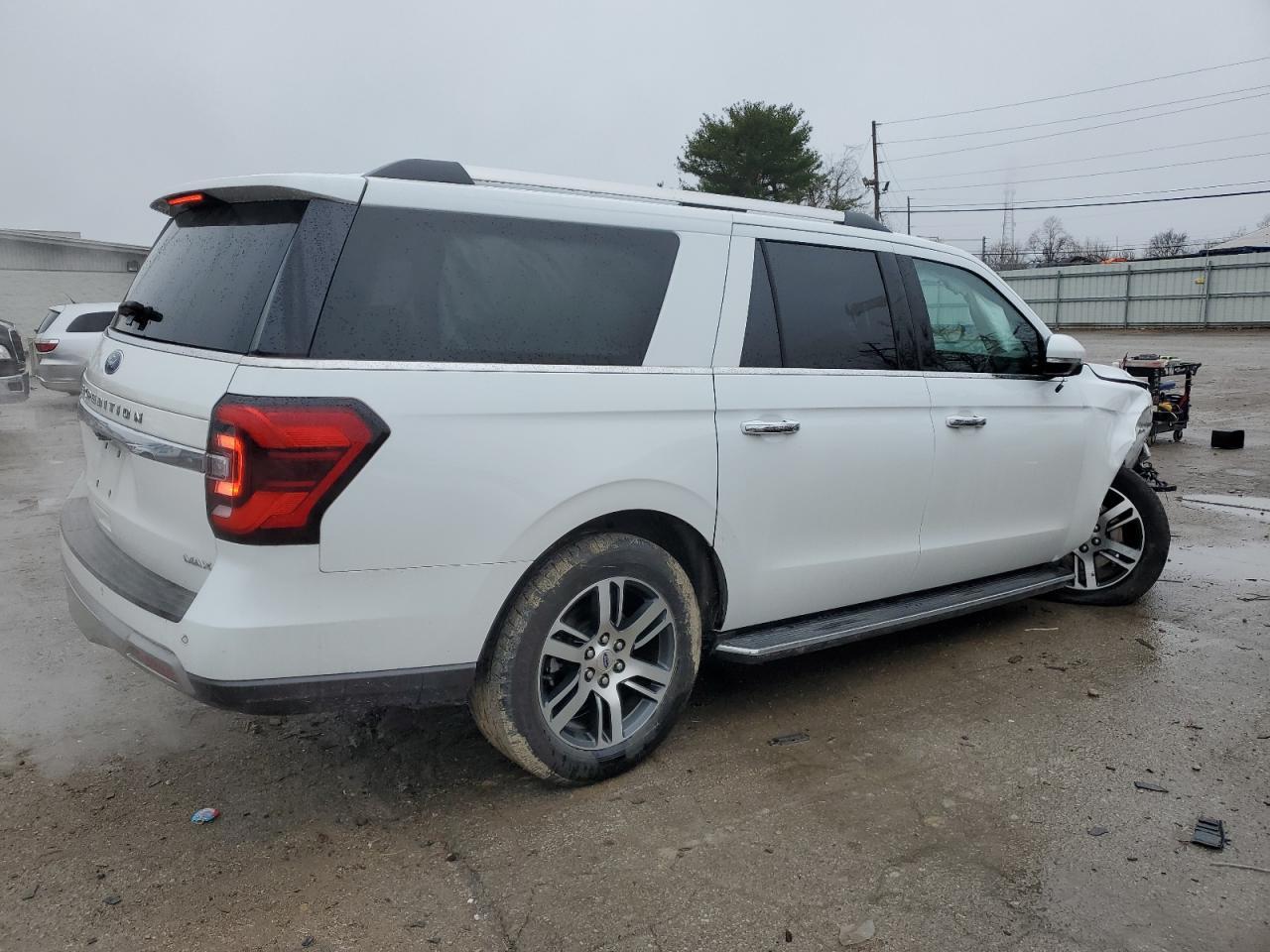 2022 Ford Expedition Max Limited - Image 3