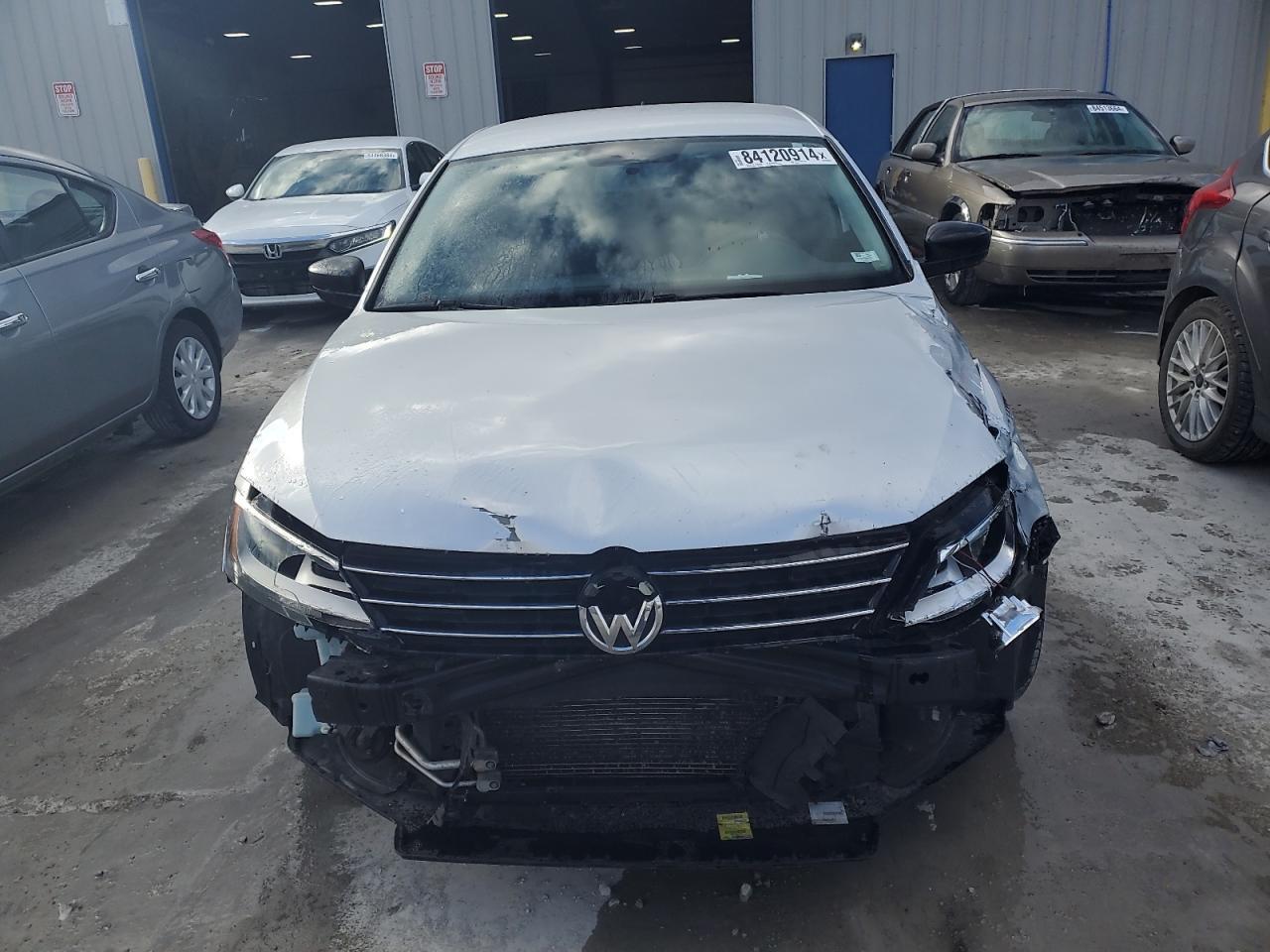 2016 Volkswagen Jetta S - Фото 5