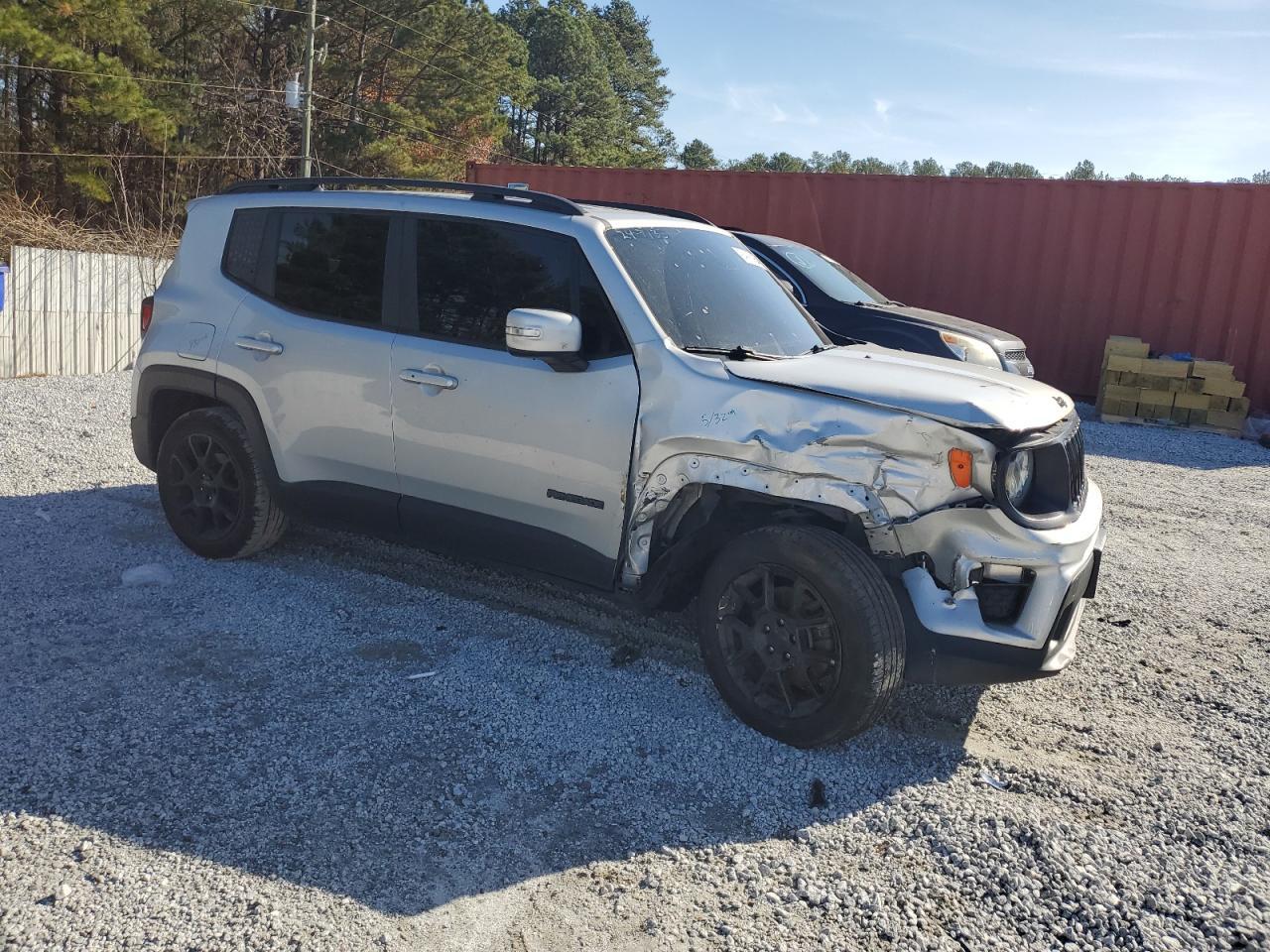 2020 Jeep Renegade Latitude - Image 4