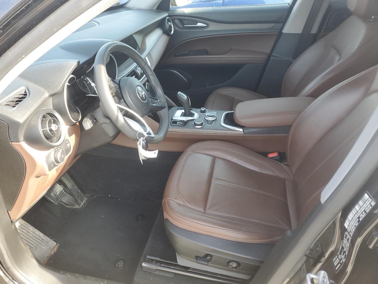 2021 Alfa Romeo Stelvio Ti - Фото 7