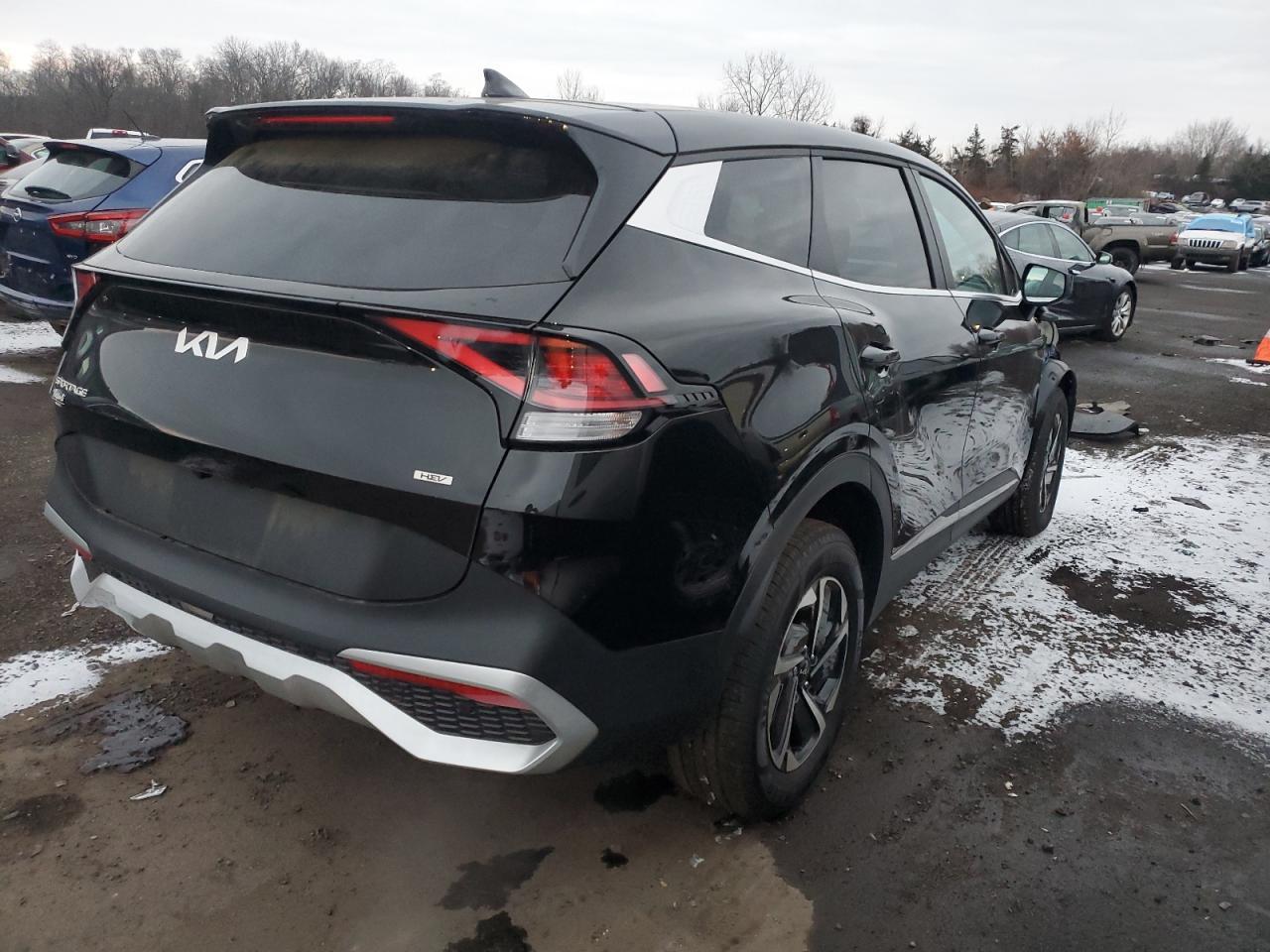 2023 Kia Sportage Lx - Фото 3