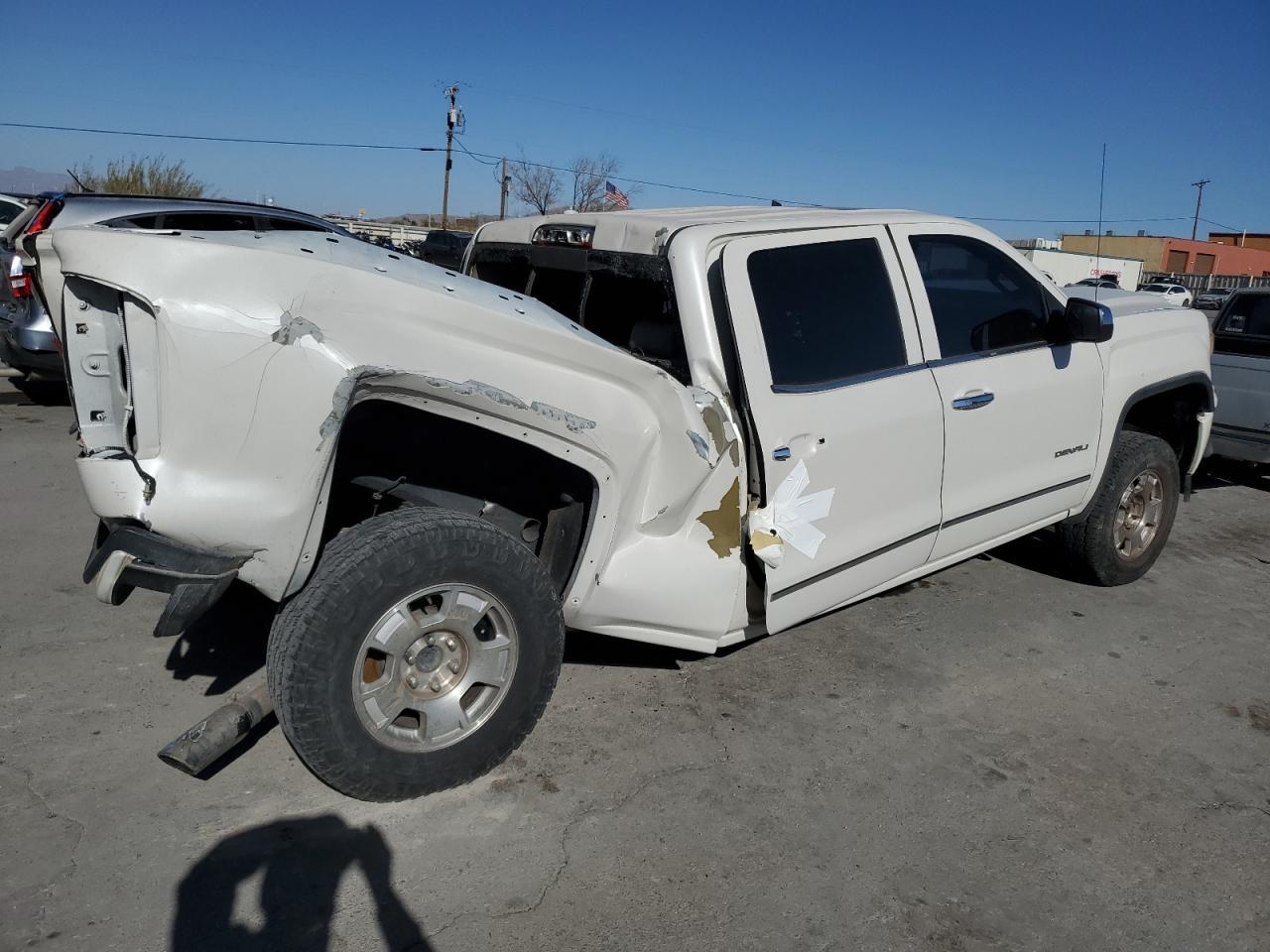 2014 GMC Sierra C1500 Denali - Image 3