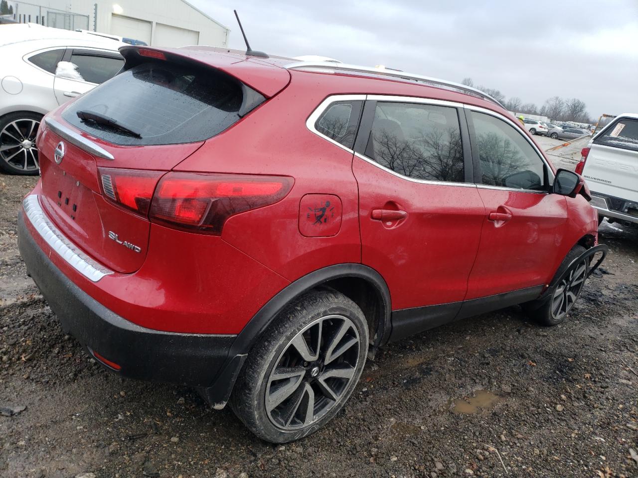 2017 Nissan Rogue Sport Sl - Image 3