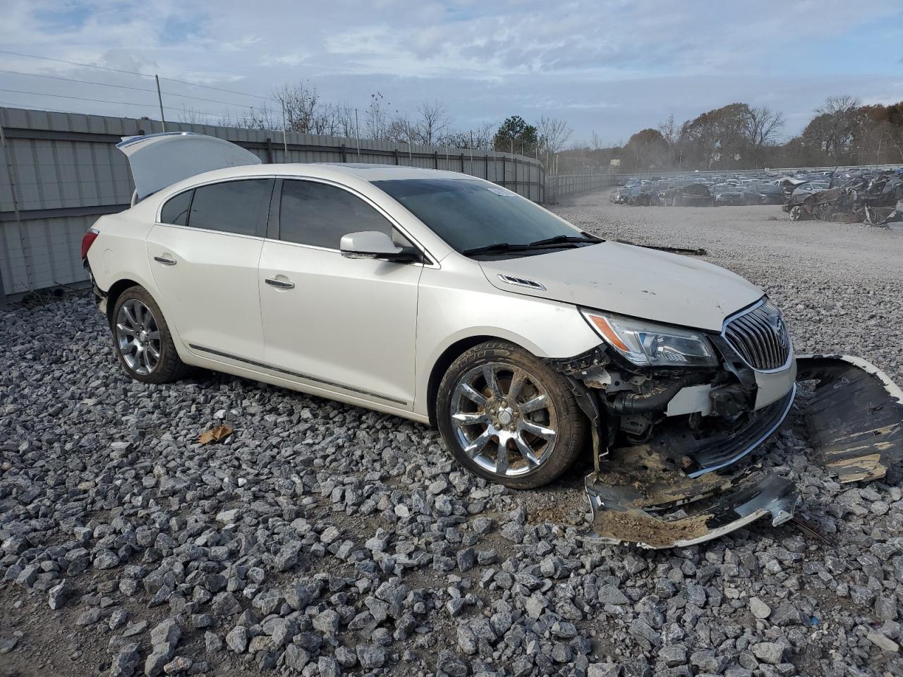 2014 Buick Lacrosse - Image 4