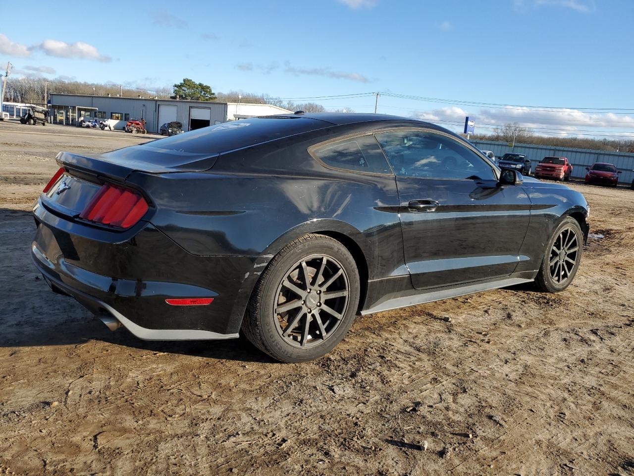 2015 Ford Mustang - Фото 3