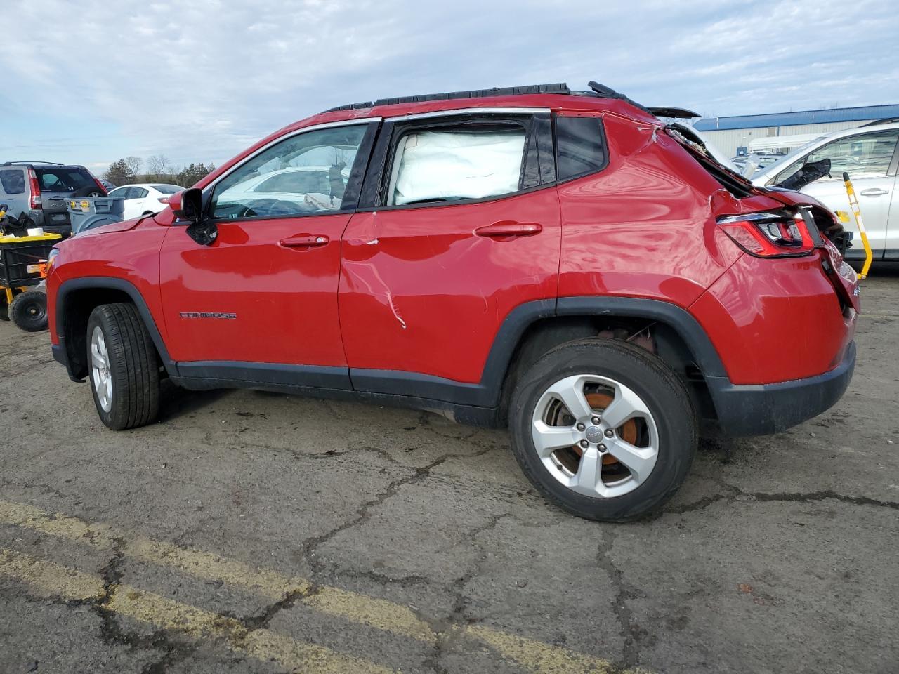 2018 Jeep Compass Latitude - Фото 2