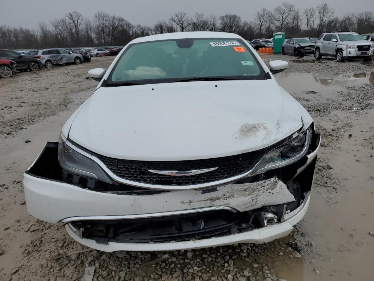 2015 Chrysler 200 Limited - Image 5