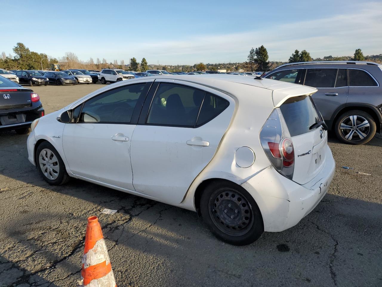 2013 Toyota Prius C - Image 2