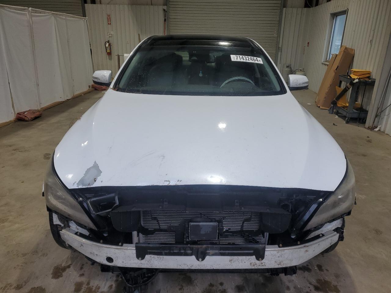 2015 Hyundai Genesis 3.8L - Фото 5