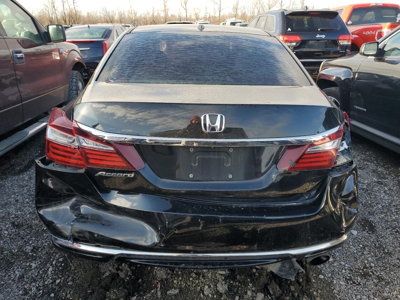 2016 Honda Accord Ex - Фото 6