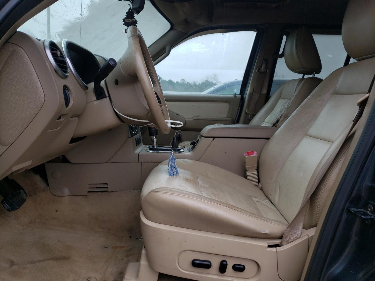 2010 Ford Explorer Xlt - Фото 7