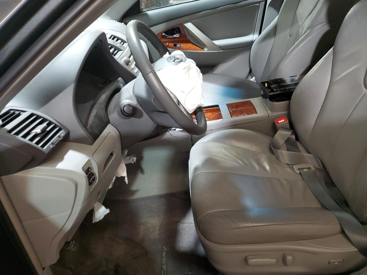 2011 Toyota Camry Se - Фото 7