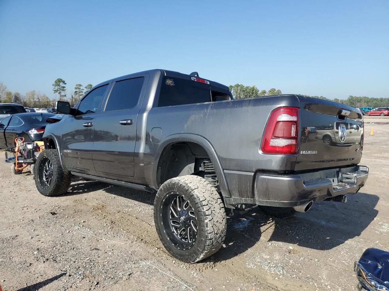 2022 Ram 1500 Laramie - Фото 2