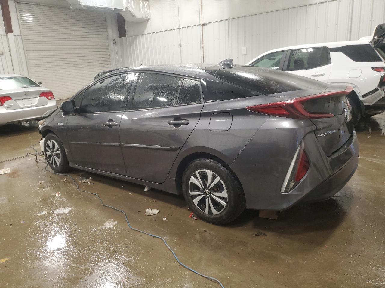 2018 Toyota Prius Prime - Image 2