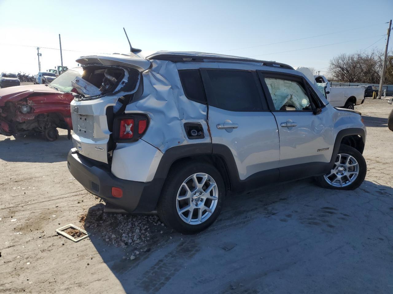 2019 Jeep Renegade Latitude - Фото 3