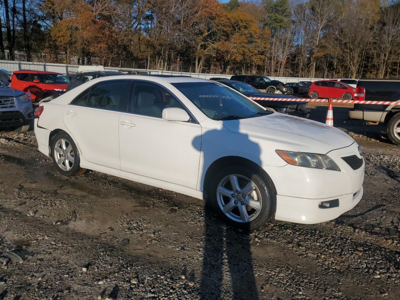 2007 Toyota Camry Le - Image 4