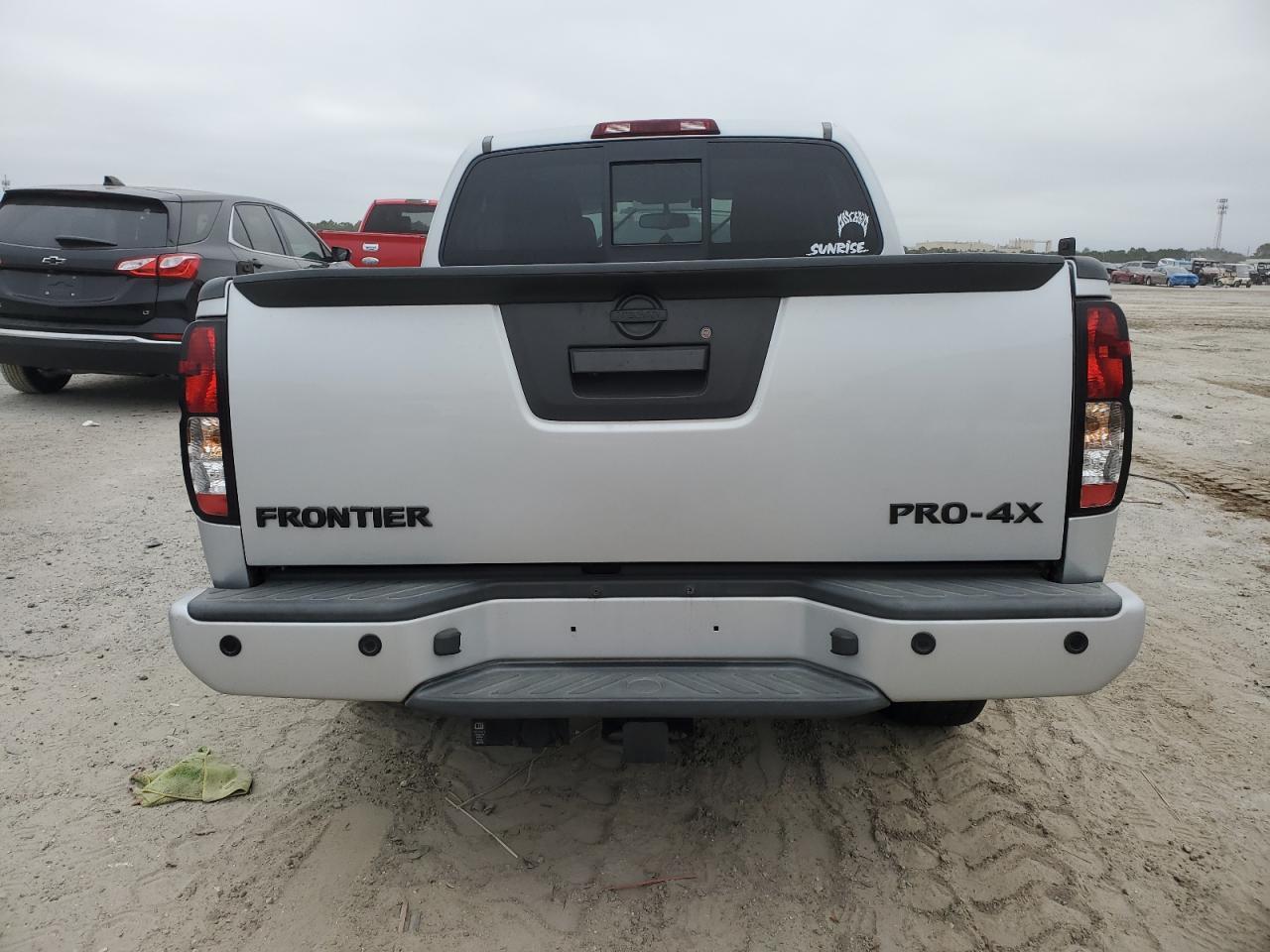 2019 Nissan Frontier S - Image 6