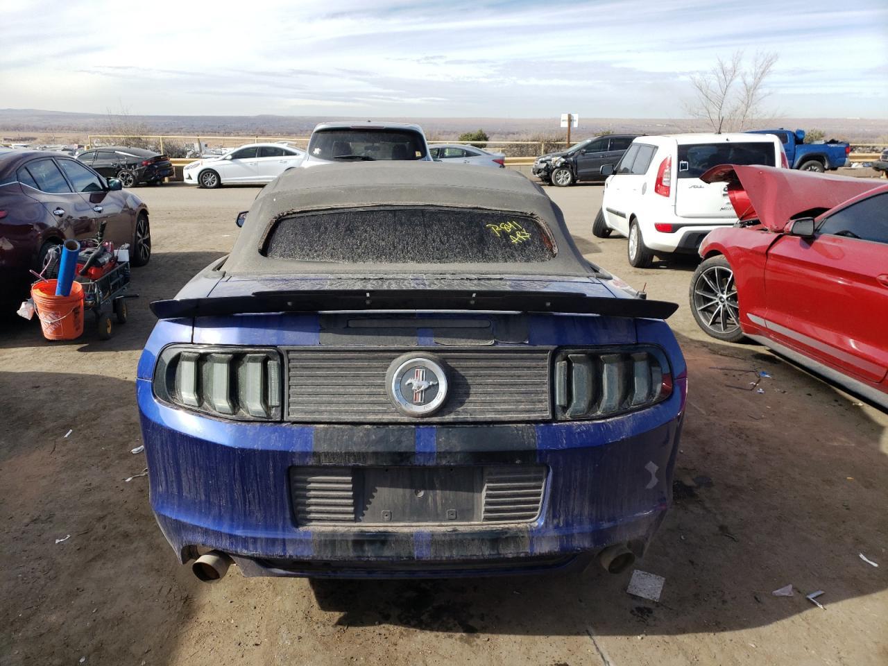 2013 Ford Mustang - Image 6