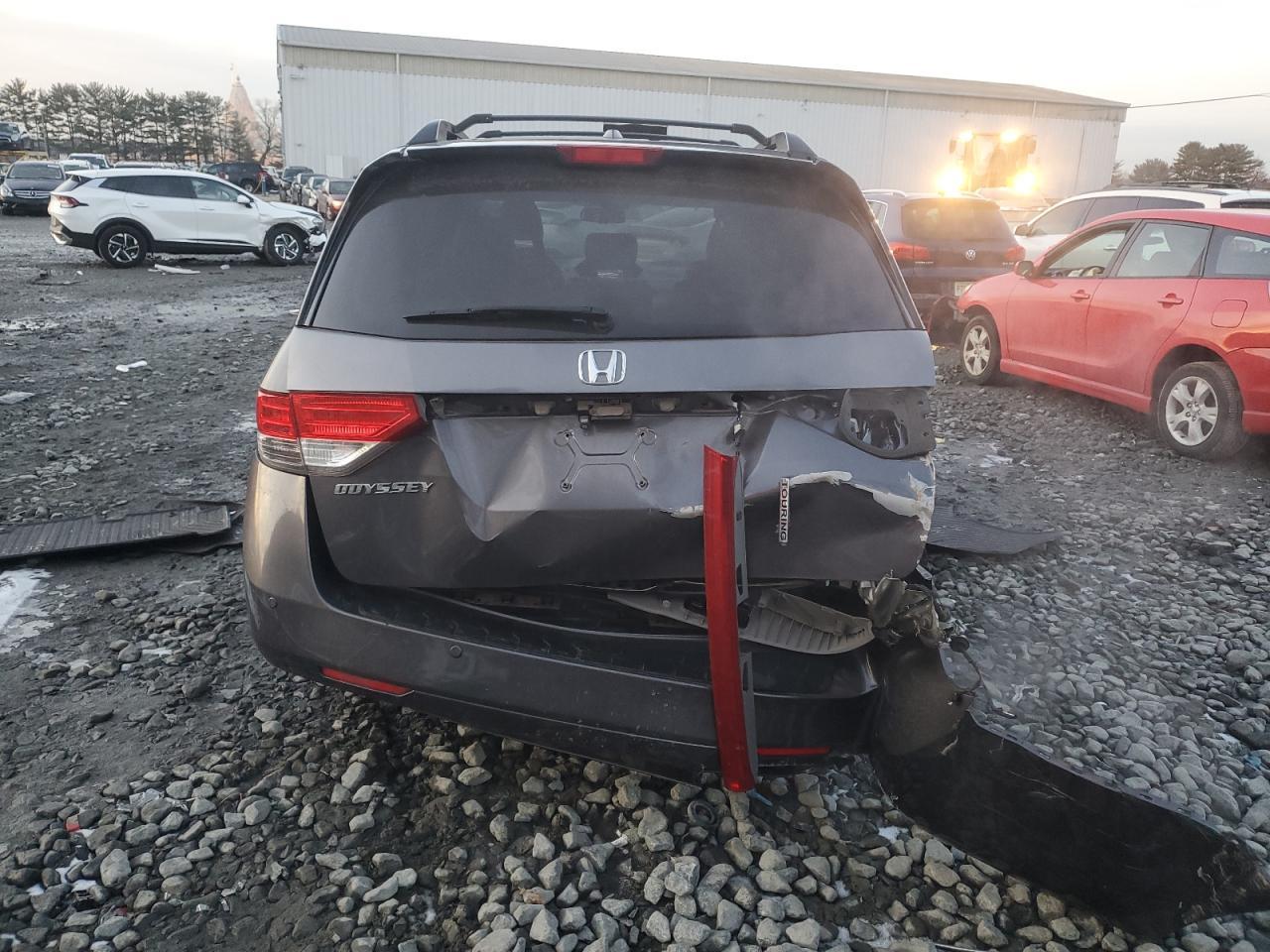 2015 Honda Odyssey Touring - Фото 6