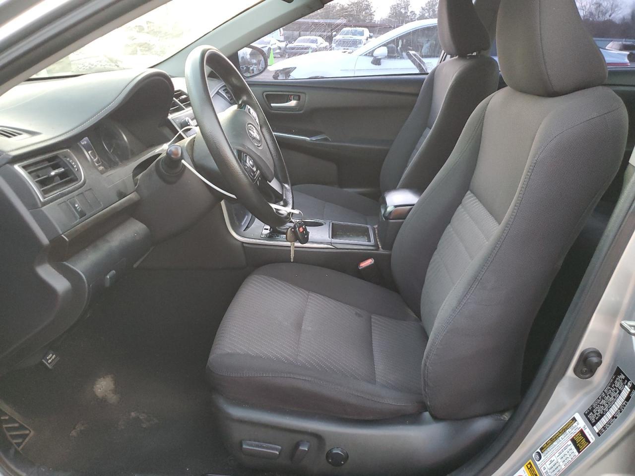 2016 Toyota Camry Le - Фото 7