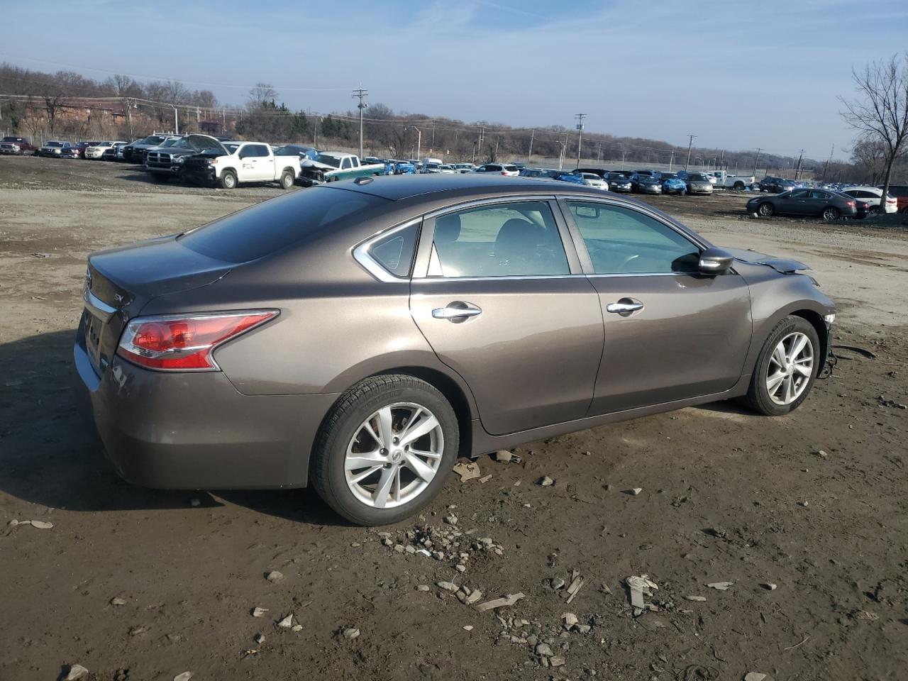 2014 Nissan Altima 2.5 - Image 3