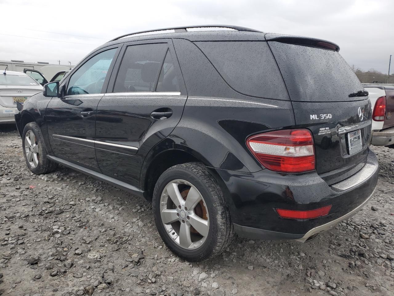 2011 Mercedes-Benz Ml 350 4Matic - Фото 2