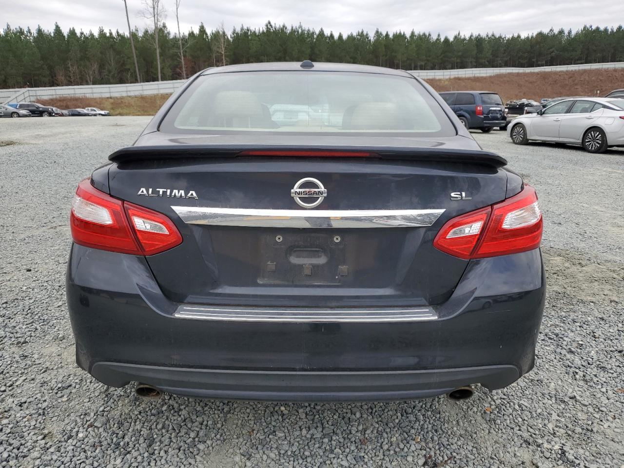 2016 Nissan Altima 2.5 - Image 6