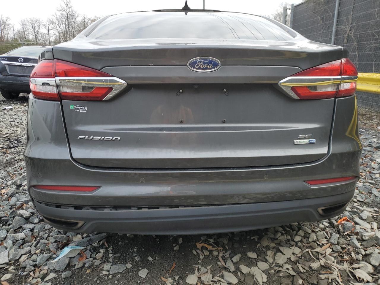 2019 Ford Fusion Se - Image 6