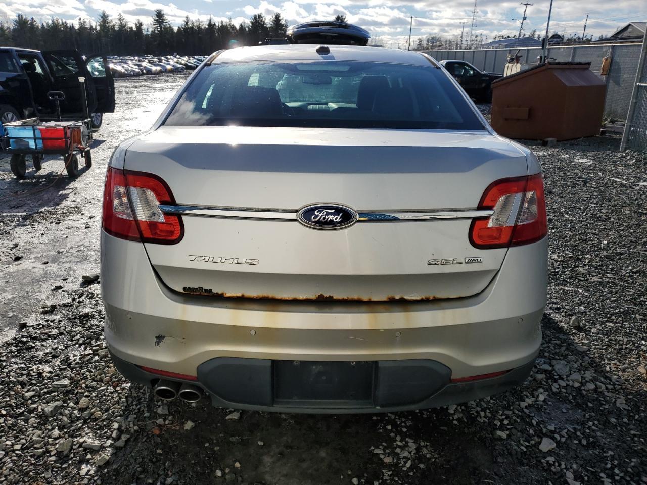 2011 Ford Taurus Sel - Image 6