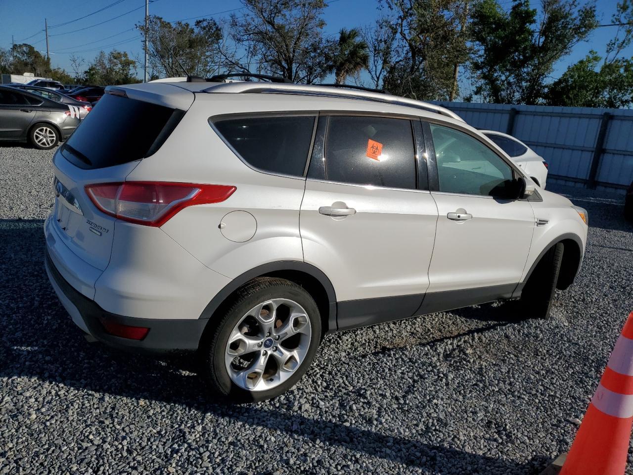 2015 Ford Escape Titanium - Image 3