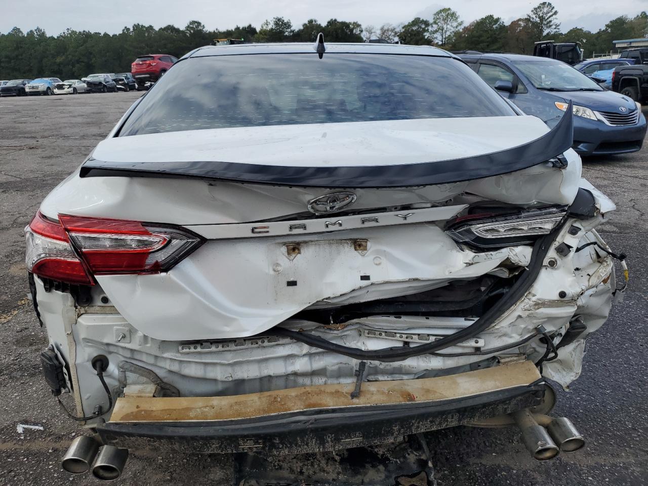 2020 Toyota Camry Xse - Фото 6