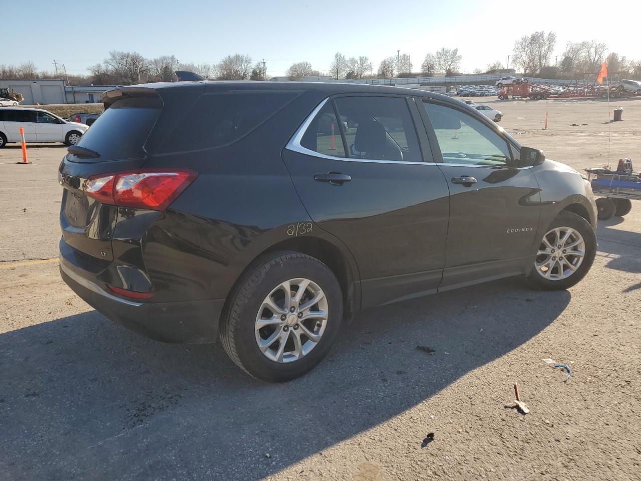 2021 Chevrolet Equinox Lt - Фото 3