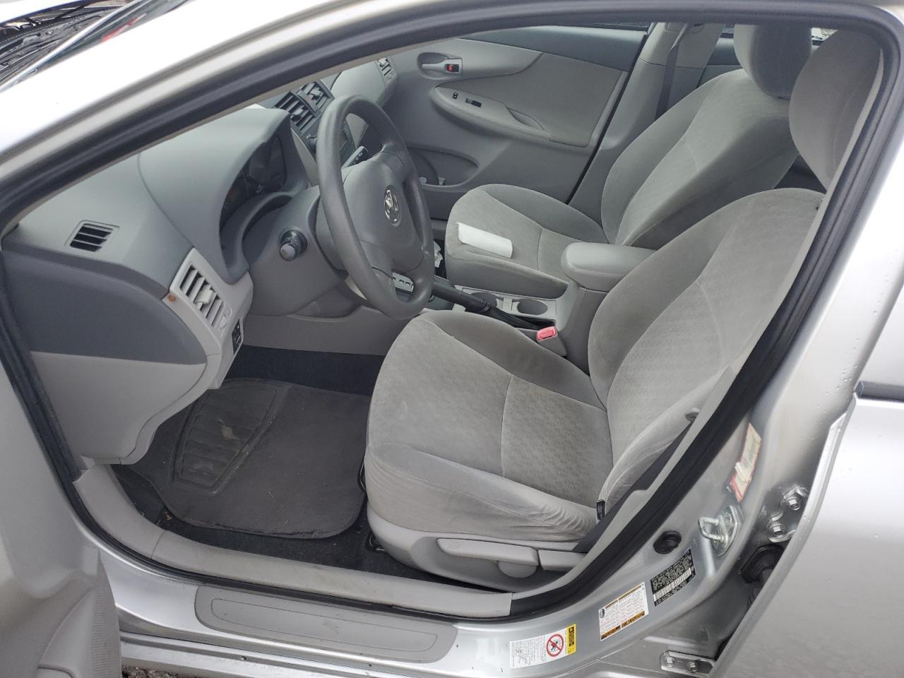 2009 Toyota Corolla Base - Фото 7