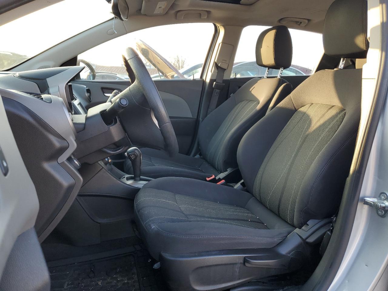 2015 Chevrolet Sonic Lt - Image 7