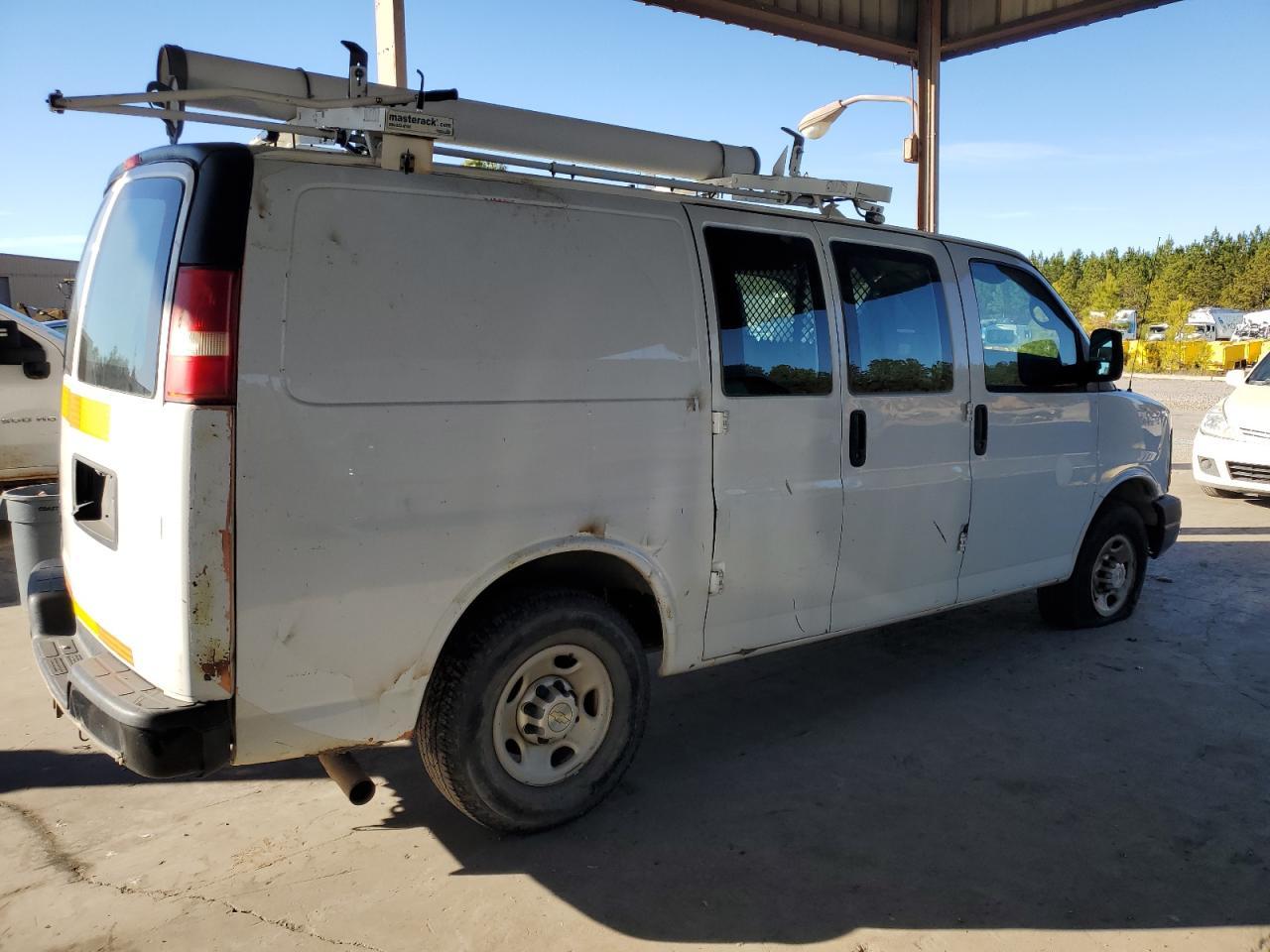 2013 Chevrolet Express G2500 - Фото 3