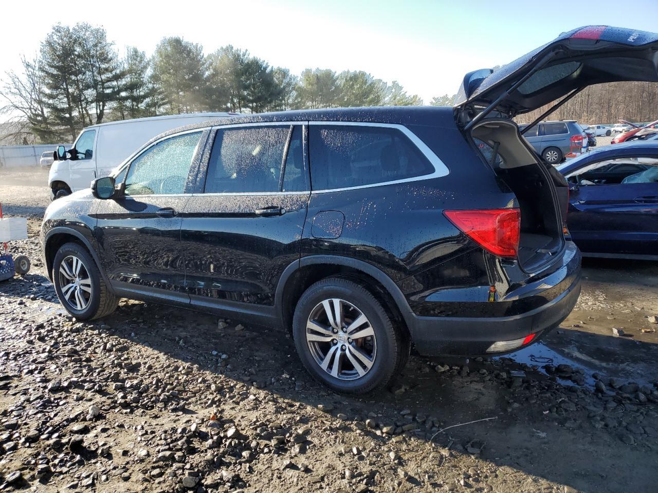 2018 Honda Pilot Exl - Image 2