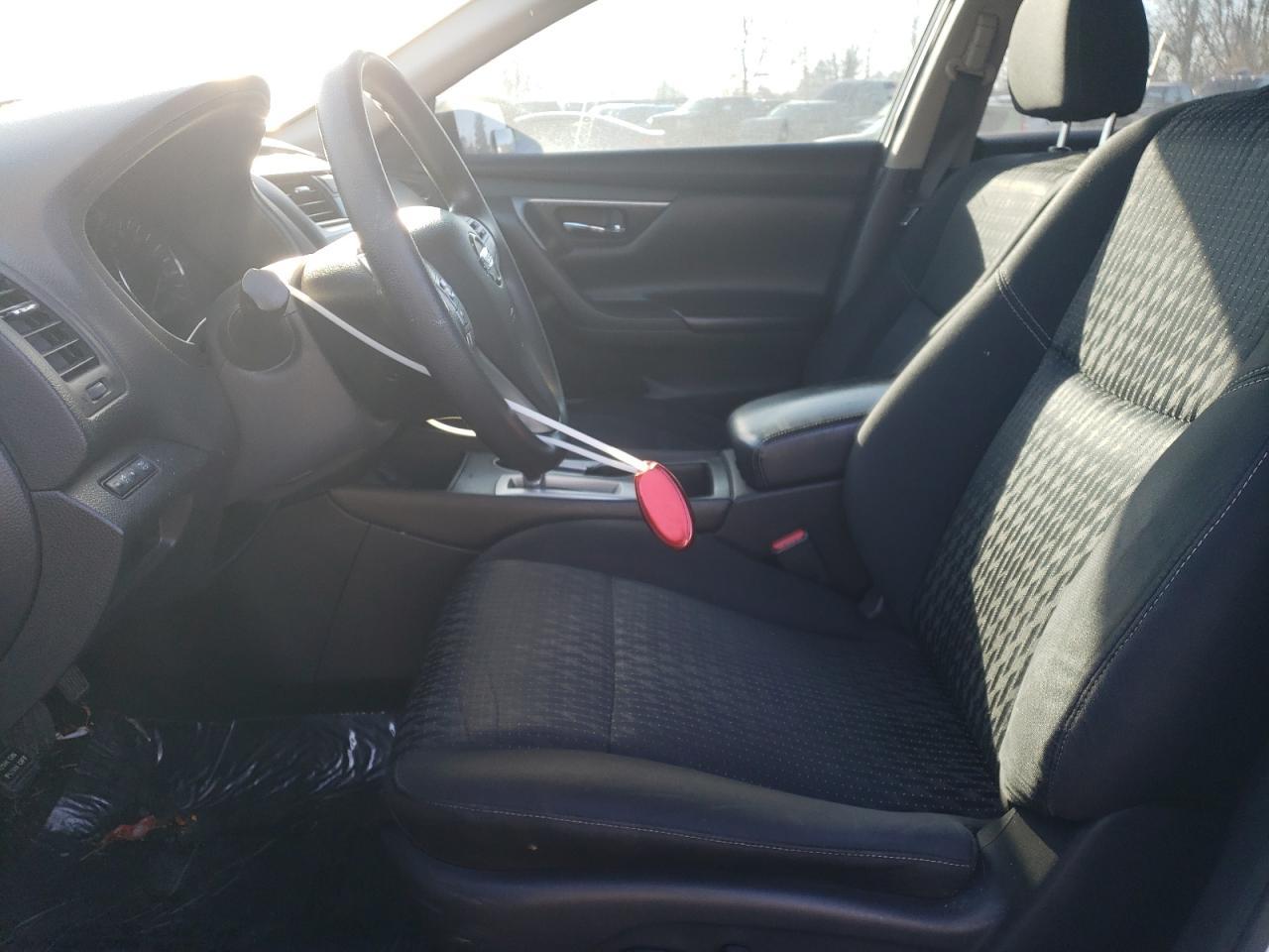 2016 Nissan Altima 2.5 - Image 7