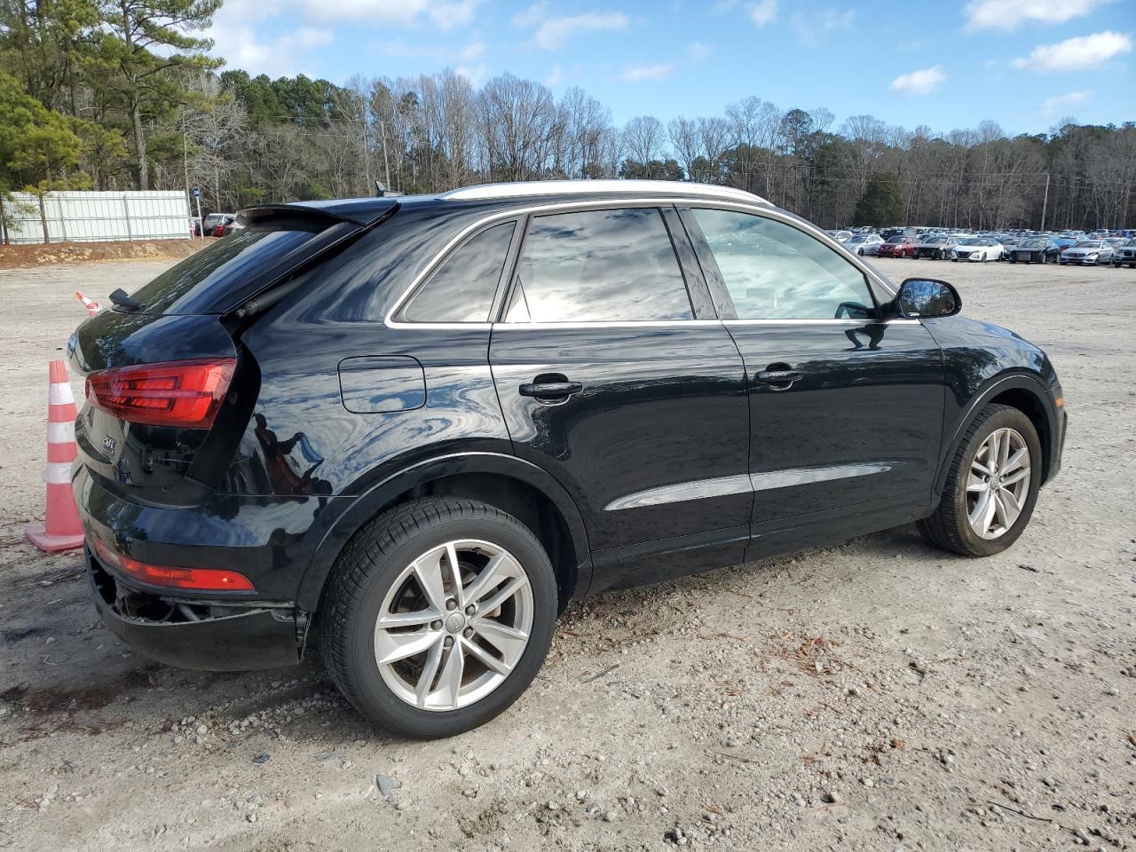 2016 Audi Q3 Premium Plus - Фото 3