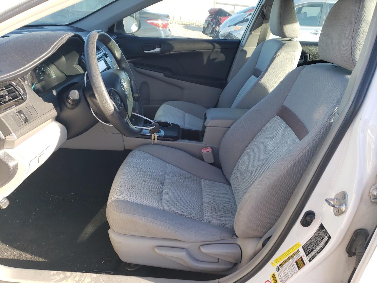 2013 Toyota Camry L - Фото 7