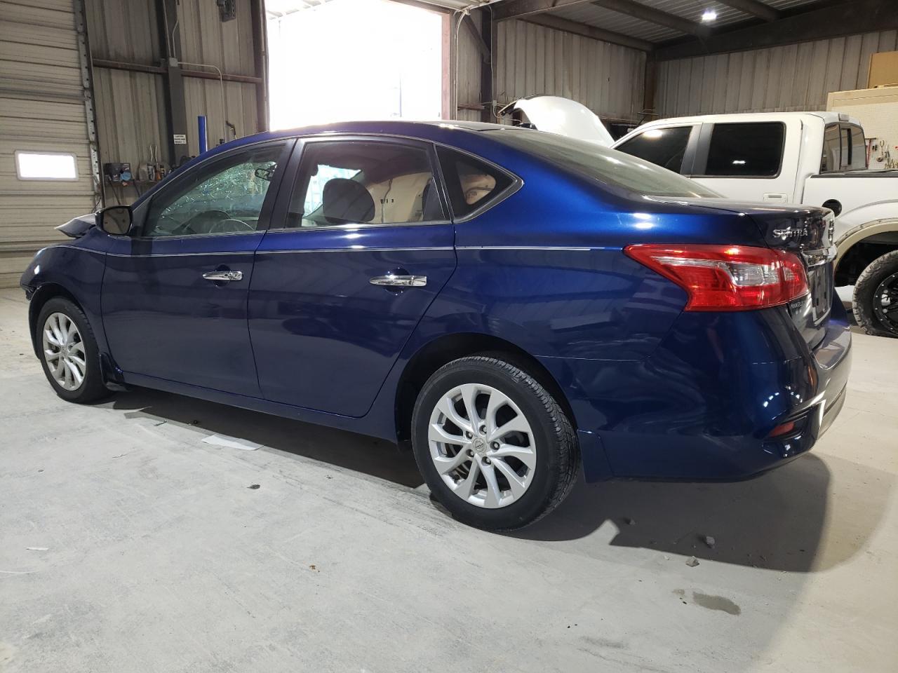 2019 Nissan Sentra S - Фото 2