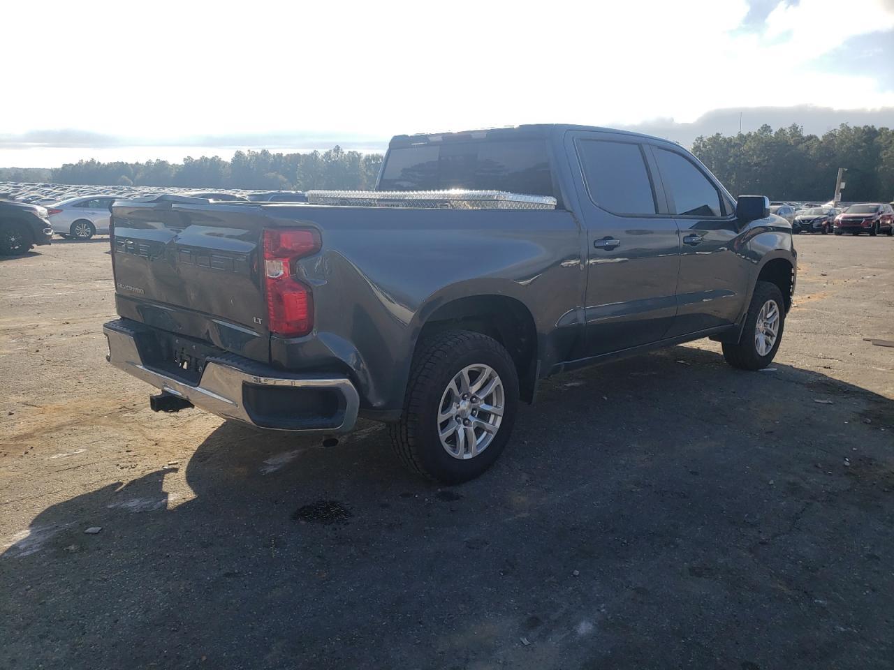 2019 Chevrolet Silverado C1500 Lt - Image 3