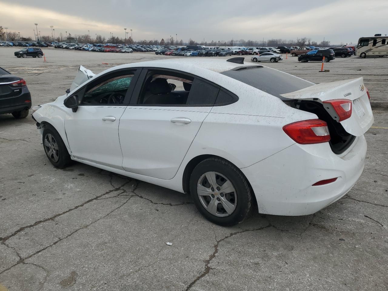 2016 Chevrolet Cruze Ls - Image 2